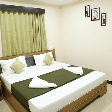 Hotel New Amirtham Inn Palni Dış mekan fotoğraf