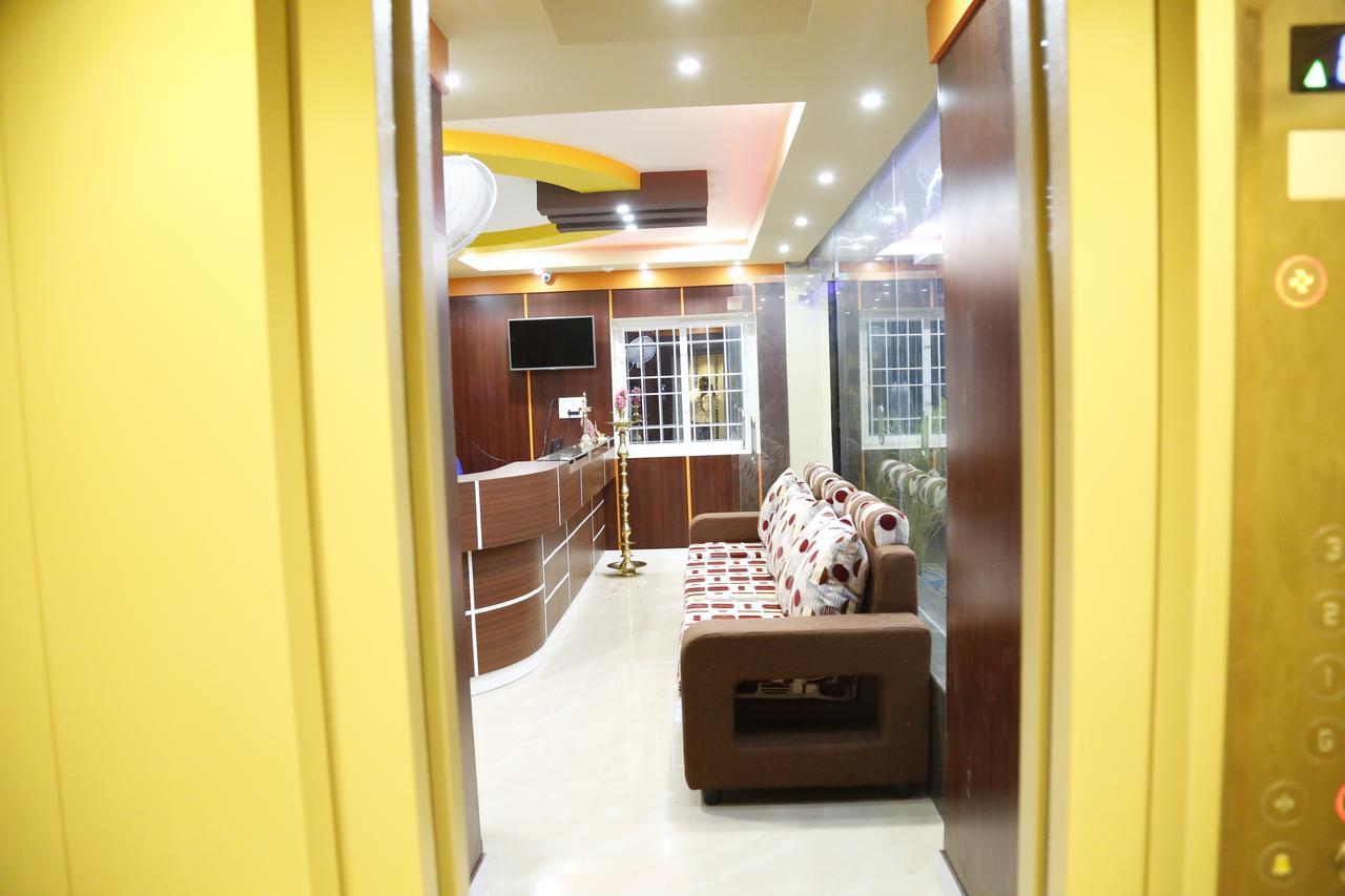 Hotel New Amirtham Inn Palni Dış mekan fotoğraf