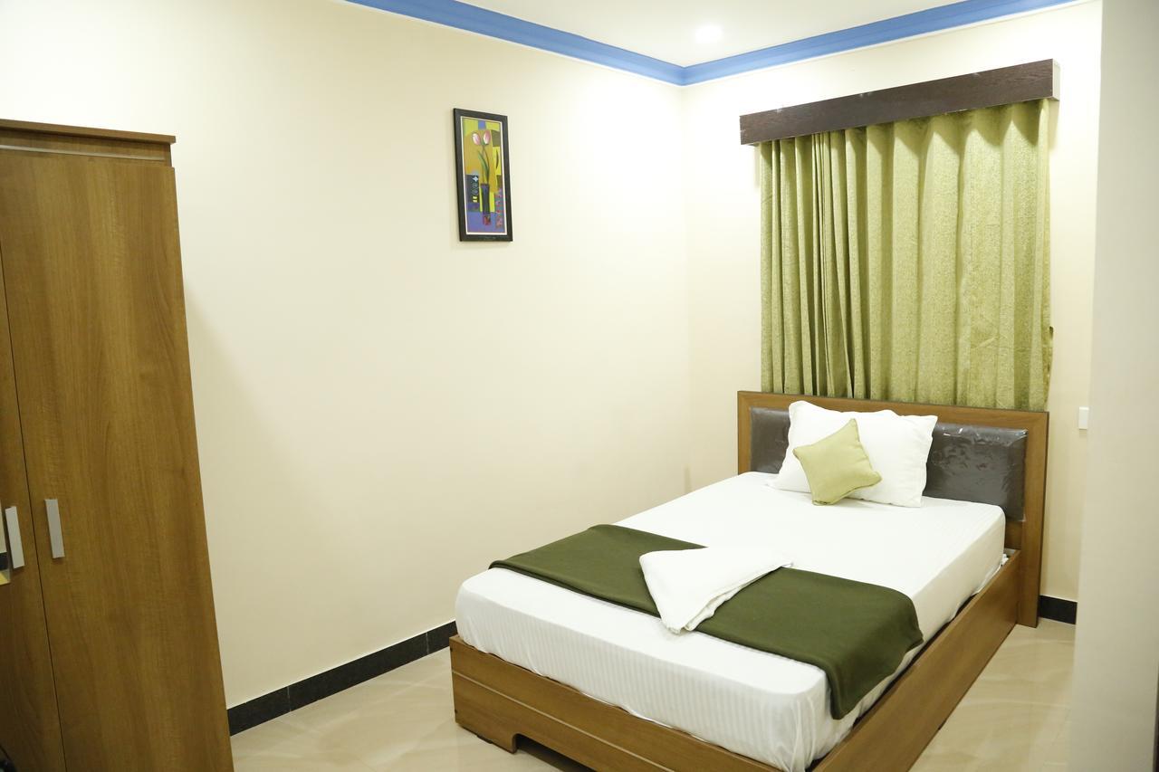 Hotel New Amirtham Inn Palni Dış mekan fotoğraf
